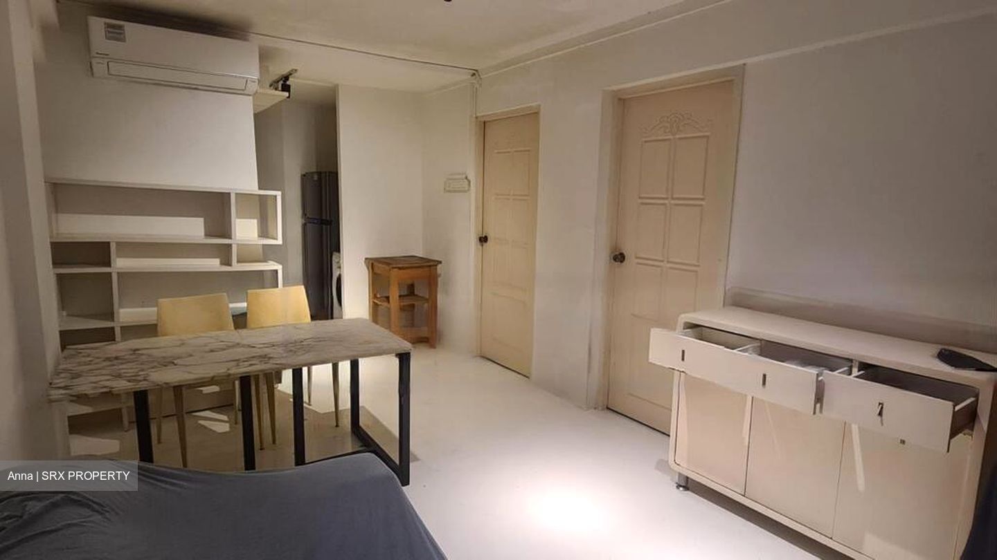 Blk 100 Crescent View (Queenstown), HDB 3 Rooms #614576311